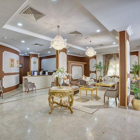 Royal Hotel Szardża Zewnętrze zdjęcie